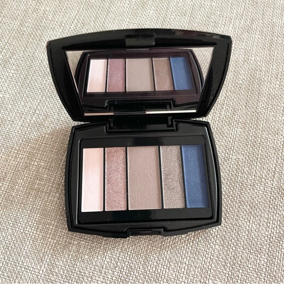 New Lancôme Color Design Shadow Palette-Lancôme Loves Women-Cool - Picture 1 of 2
